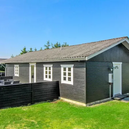 Holiday home Demus - 900m From The Sea In Nw Jutland By Interhome *